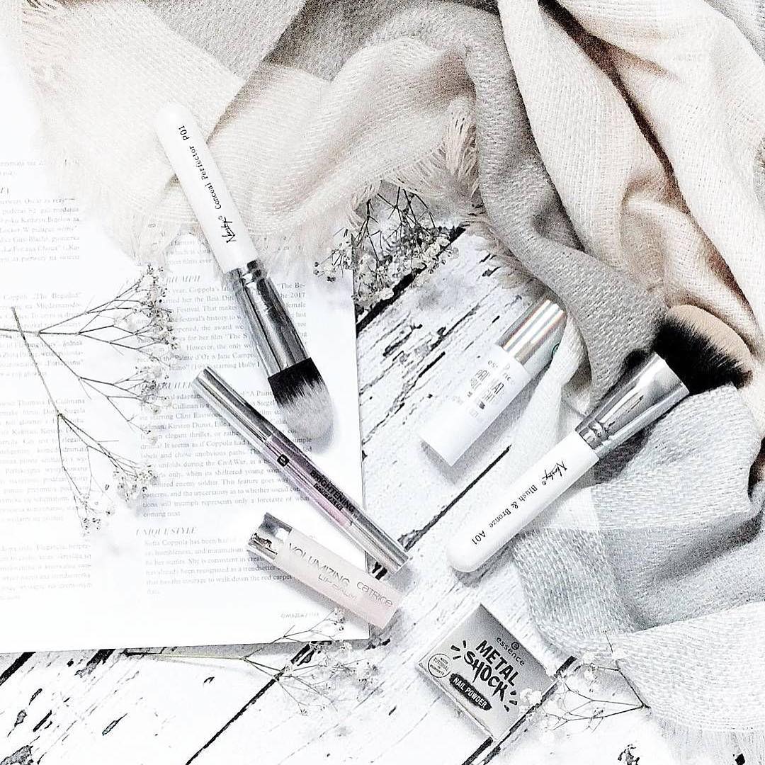 Makeup Brush Mistakes You're Probably Making