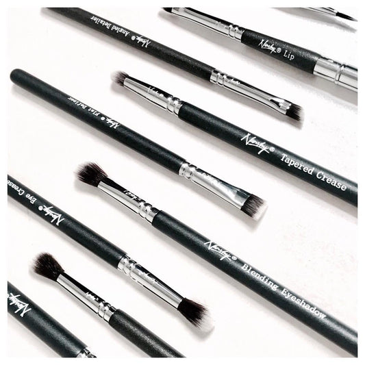 How to Apply Foundation Without Streaks